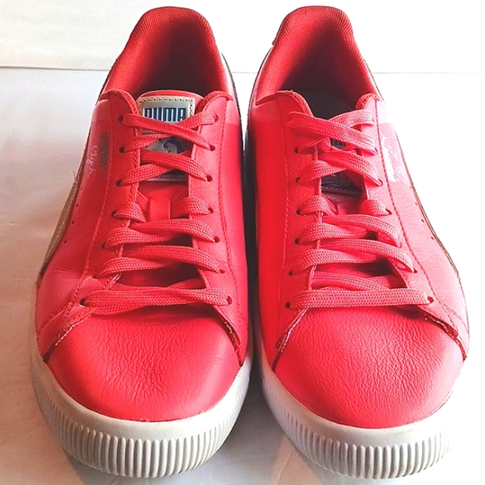 PUMA Clyde Dolphin Porcelain Rose Size 11.5 Sneakers
